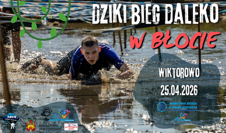 Dziki Bieg Daleko w Błocie w Wiktorowie